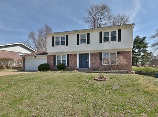 548 Westernmill Dr, Chesterfield, MO 63017