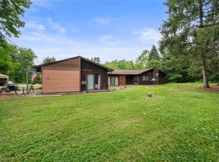 25060 Royalton Rd, Columbia Station, OH 44028