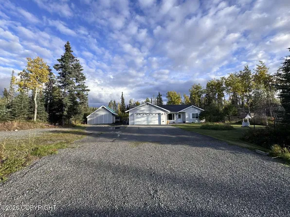 2905 Schooner Cir, Kenai, AK 99611