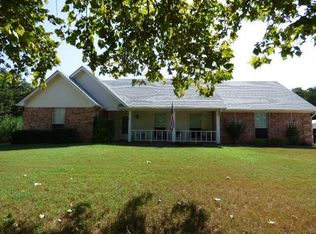 125 Spring Creek Ct, Paradise, TX 76073