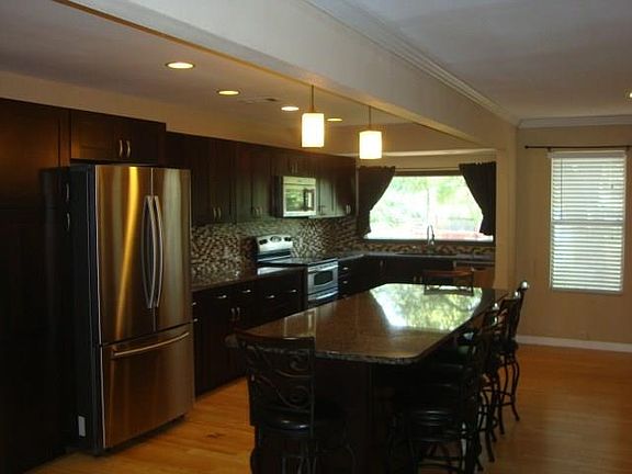 4th image of 6505 Circo Dr