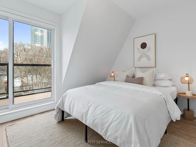 34 Poplar Ave #4 — Photo 19