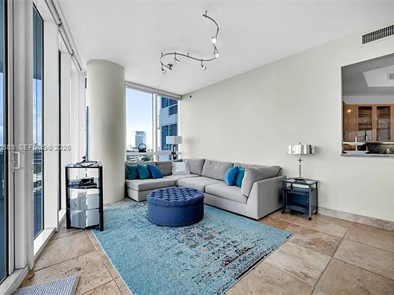 100 S Pointe Dr #801 — Photo 18