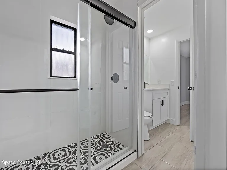 419 Marquis St — Photo 20
