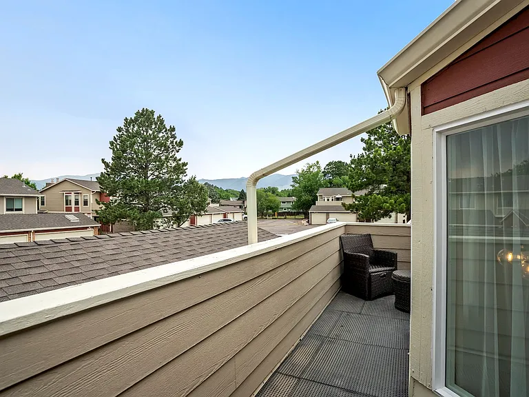 424 W Rockrimmon Blvd — Photo 15