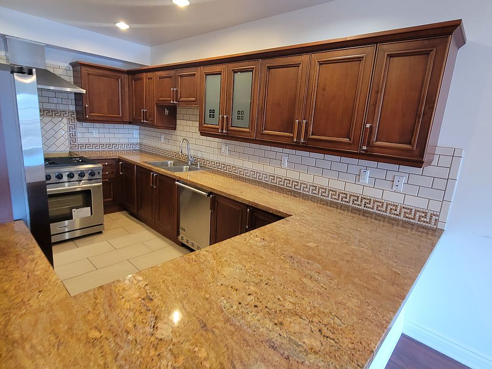 1st image of 11846 Kiowa Ave #304