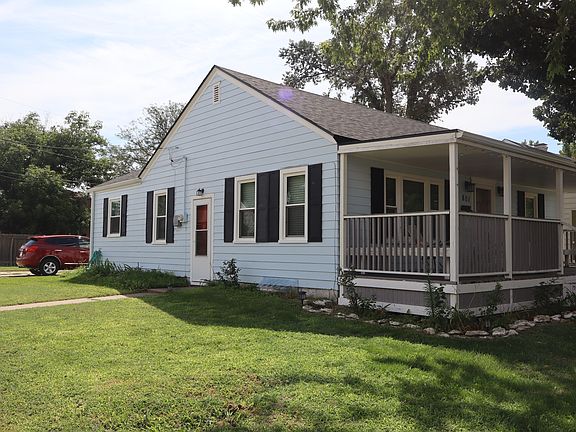 5th image of 801 Sherman St