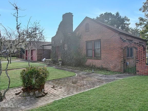 2nd image of 586 E 58TH Street