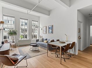 184 Kent Ave APT D319, Brooklyn, NY
