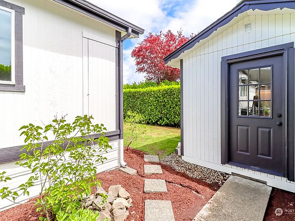 4th image of 1111 Archwood Drive SW #224