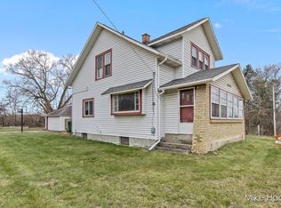 418 Lake Michigan Dr NW, Grand Rapids, MI 49534