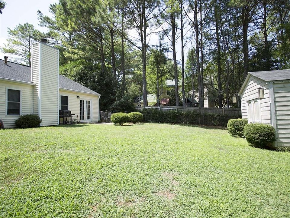 2nd image of 403 Colemans Run