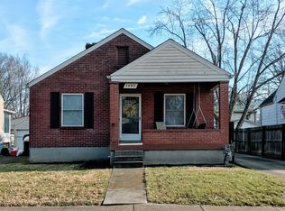1403 Homeview Dr, Louisville, KY 40215