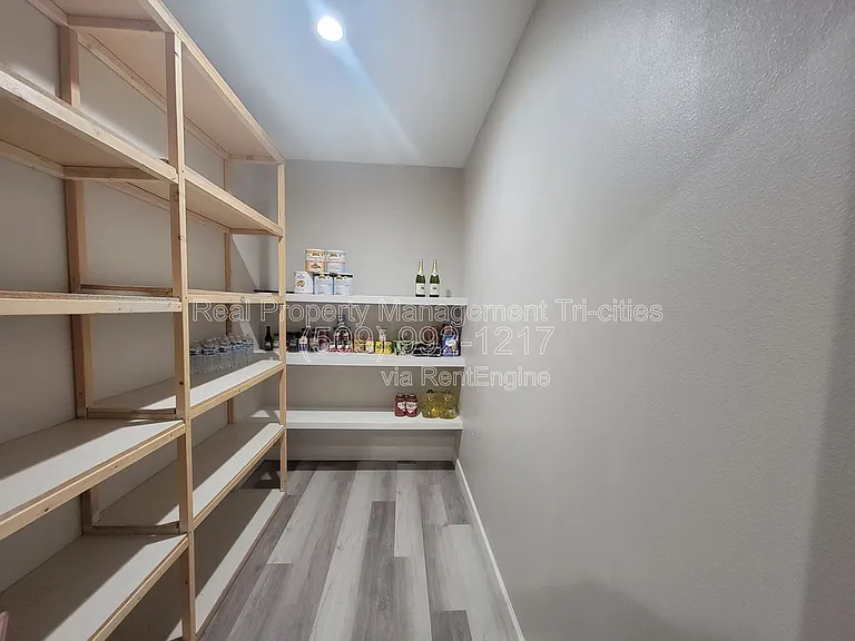 4801 Pinehurst Dr — Photo 7