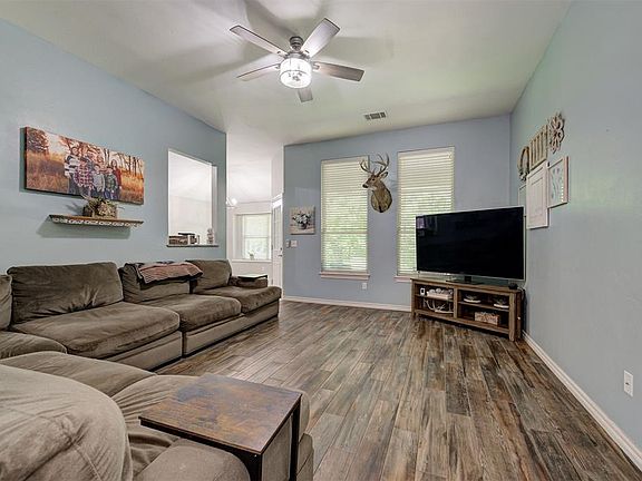 5th image of 3100 Woodcrest Creek Dr