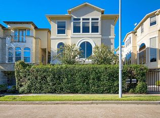 6411 Westcott St, Houston, TX 77007