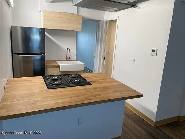 2421 Stone St #203 — Photo 12