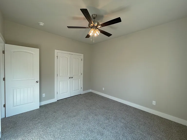18 Olmsted Cir — Photo 20