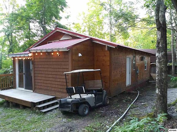 5th image of 93 Sassafras Way