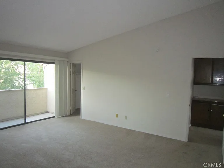 26334 W Bravo Ln — Photo 36