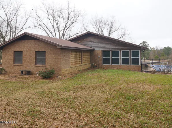 3767 Springridge Rd, Raymond, MS 39154