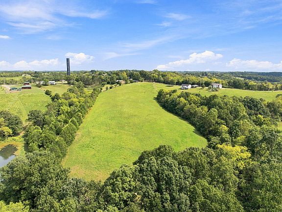3rd image of 0 Leaning Oak Rd