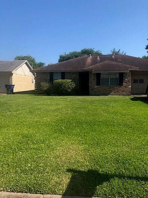 1st image of 2921 Kingston Dr