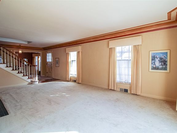 5th image of 1222 Kensington Ave