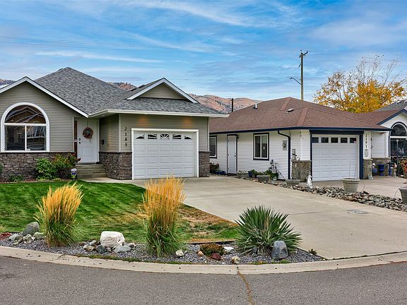 3rd image of 2185 Invermere Pl