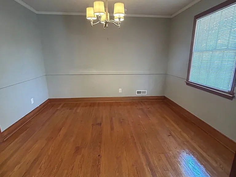 2221 Hooklawn Dr — Photo 6