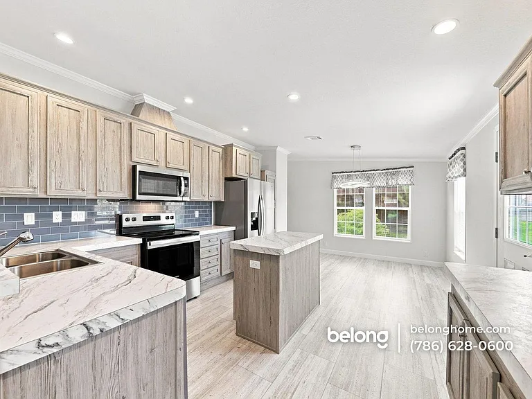 5211 SW 34th St — Photo 16