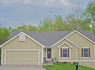 1100 NW 57th Ter, Kansas City, MO 64118