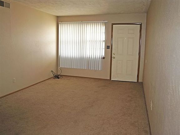 5th image of 5501 W Gore Blvd
