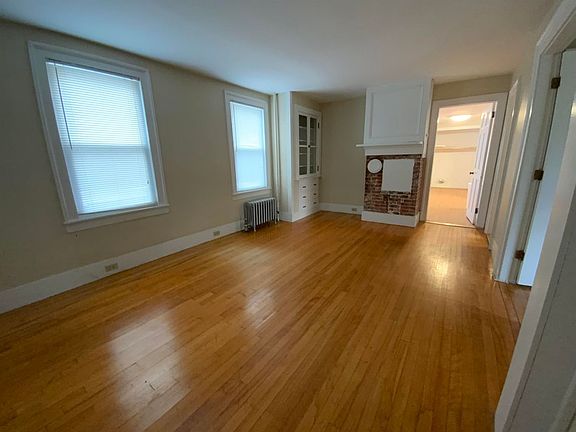 2nd image of 161A Nashua St #A