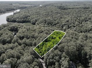 18 Greenpoint Lndg, Montross, VA 22520