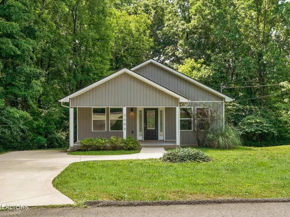 3900 Wayne Dr, Knoxville, TN 37914