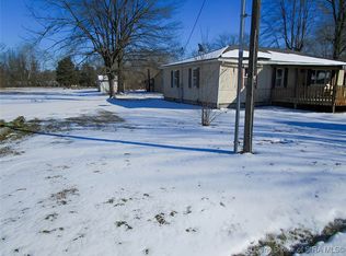 307 S Lawnview Dr, Austin, IN 47102