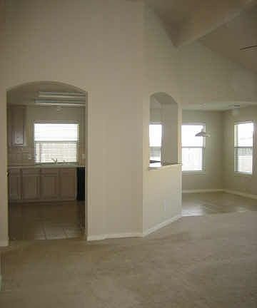 5th image of 20050 Silver Rock Dr