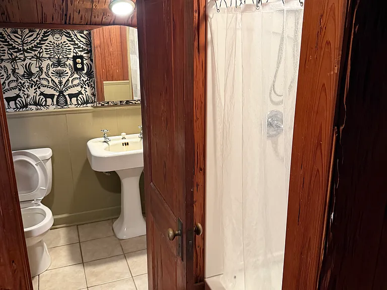 1021 Prospect Ave #1 — Photo 5