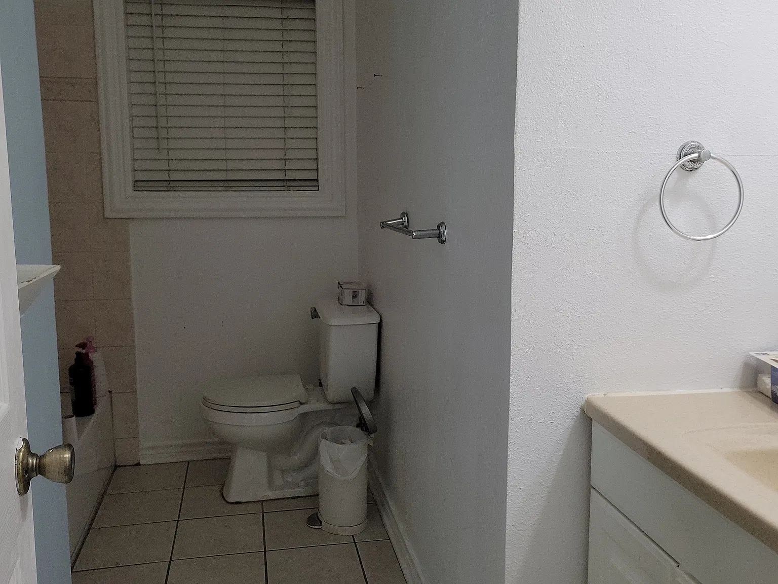 3 bed, 1018 sqft, $1,700 — Photo 2