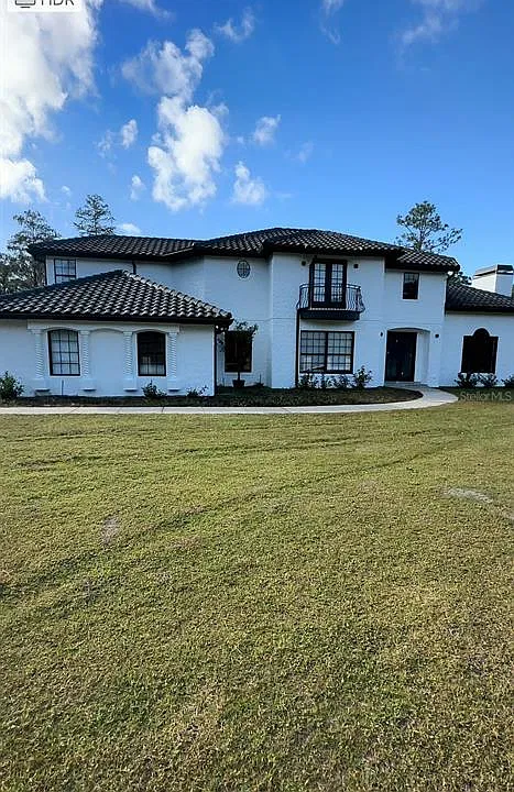 19326 Majestic St