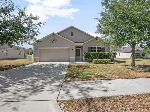 811 Grand Park Ct, Deland, FL 32724