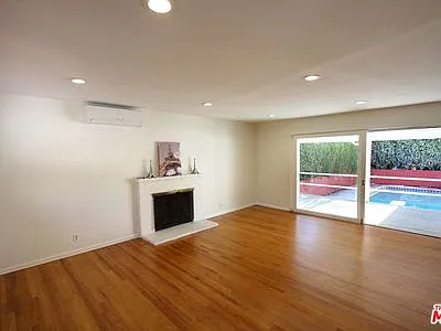 741 Muskingum Ave — Photo 12