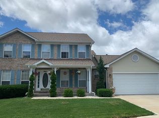 3053 Woodbridge Creek Dr, Saint Louis, MO 63129