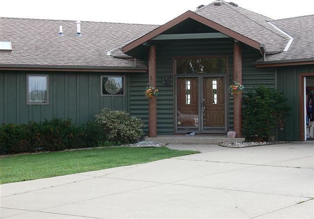 For Sale: 110 Calumet, Yankton, SD 57078