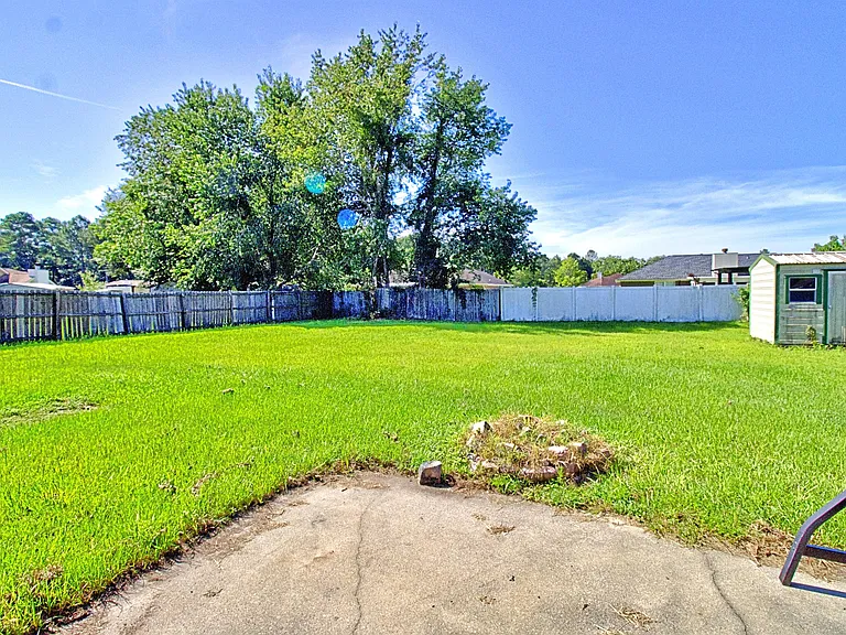 205 Tempest Ln — Photo 22