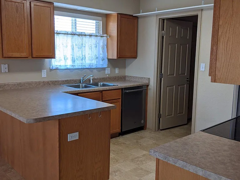 1228 Animas St — Photo 3
