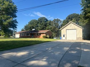 109 Lakeview Dr, Kernersville, NC 27284