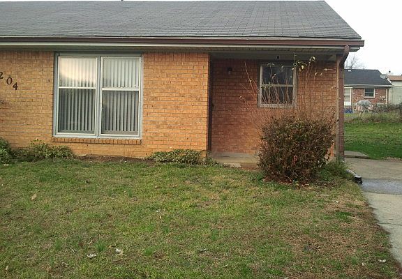 4th image of 3200 Baird Ct APT B