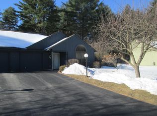 14 Queen Ann Ct, Queensbury, NY 12804